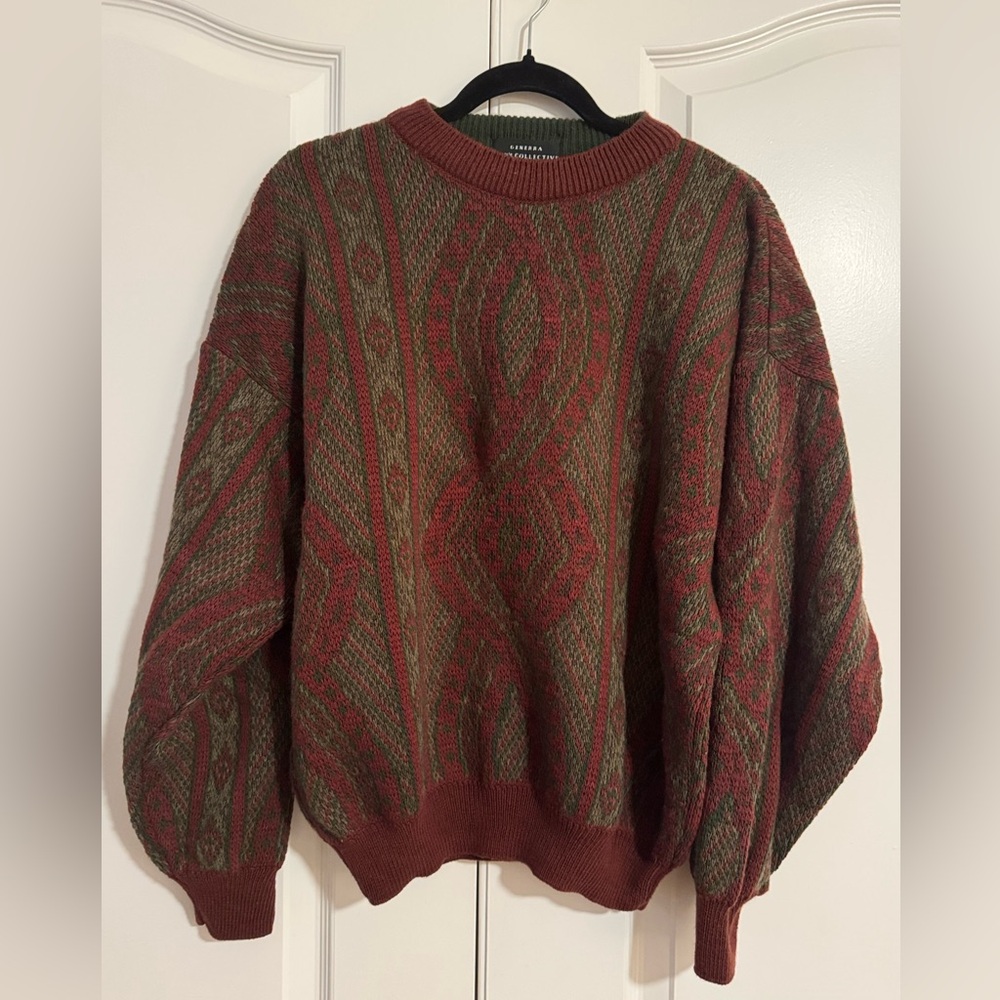 GENERRA Red and Green Knit Sweater